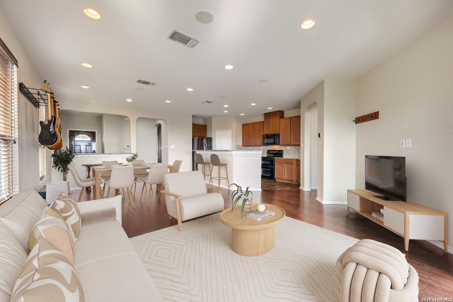 13335 Loma Sierra