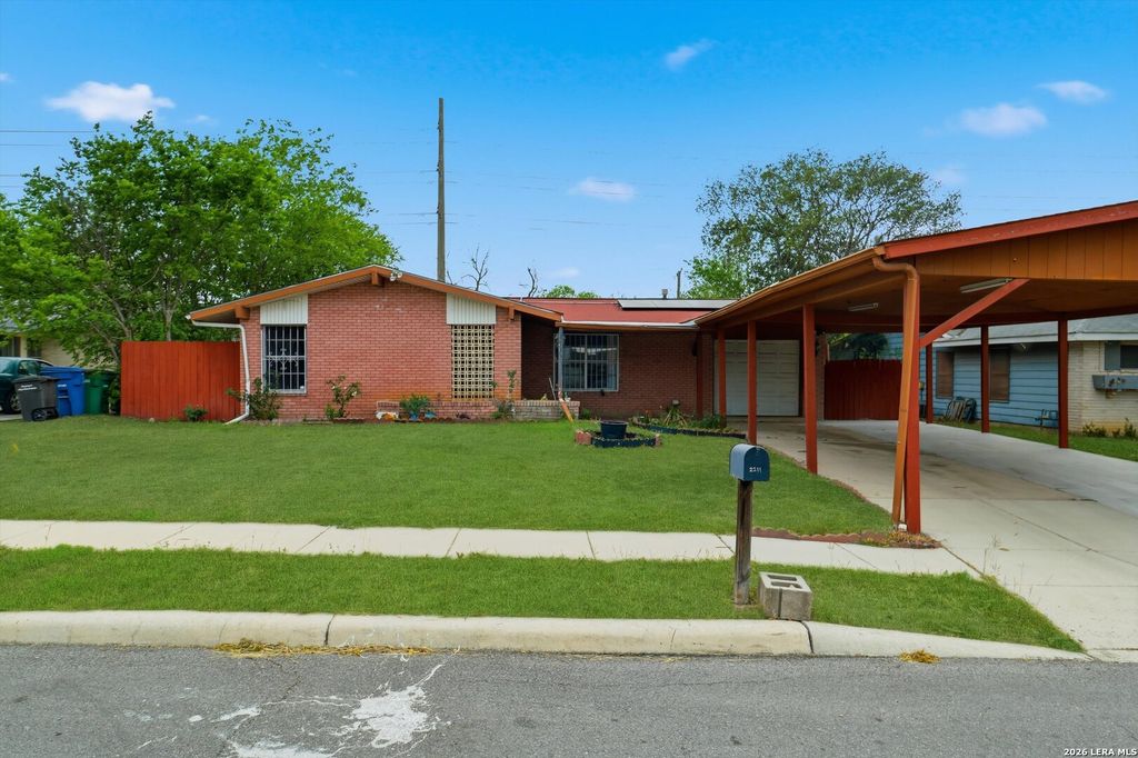 Photo of 2211 Palomino Dr, San Antonio, TX 78227 (MLS # 1955635)