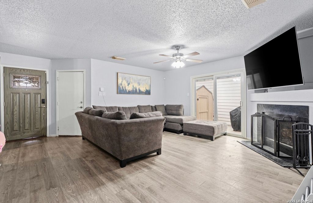 Photo of 10124 Sunset Pl, San Antonio, TX 78245 (MLS # 1969585)