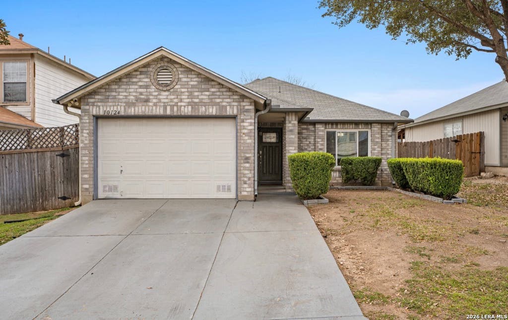 Photo of 10124 Sunset Pl, San Antonio, TX 78245 (MLS # 1969585)