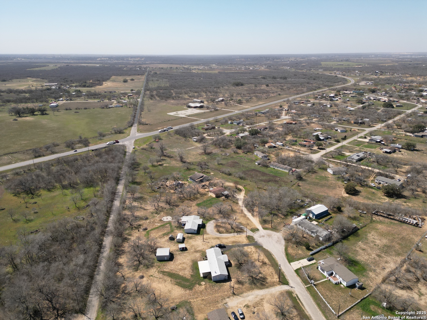 Photo 1 of 41 — 17423 Fx Ball, Elmendorf, TX 78112