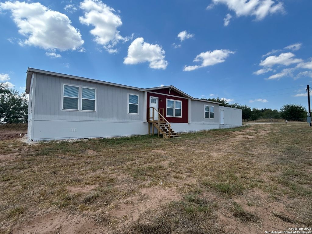 Photo of 1038 County Road 329, Floresville, TX 78114 (MLS # 1859701)