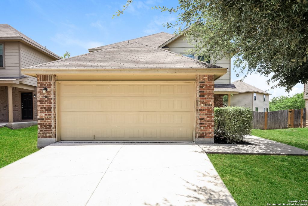 Photo of 8907 Ashley Wilkes, San Antonio, TX 78221 (MLS # 1884424)