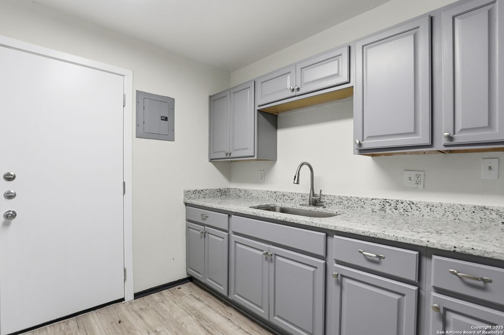 Photo of 151 Moss Valley, San Antonio, TX 78227 (MLS # 1925747)