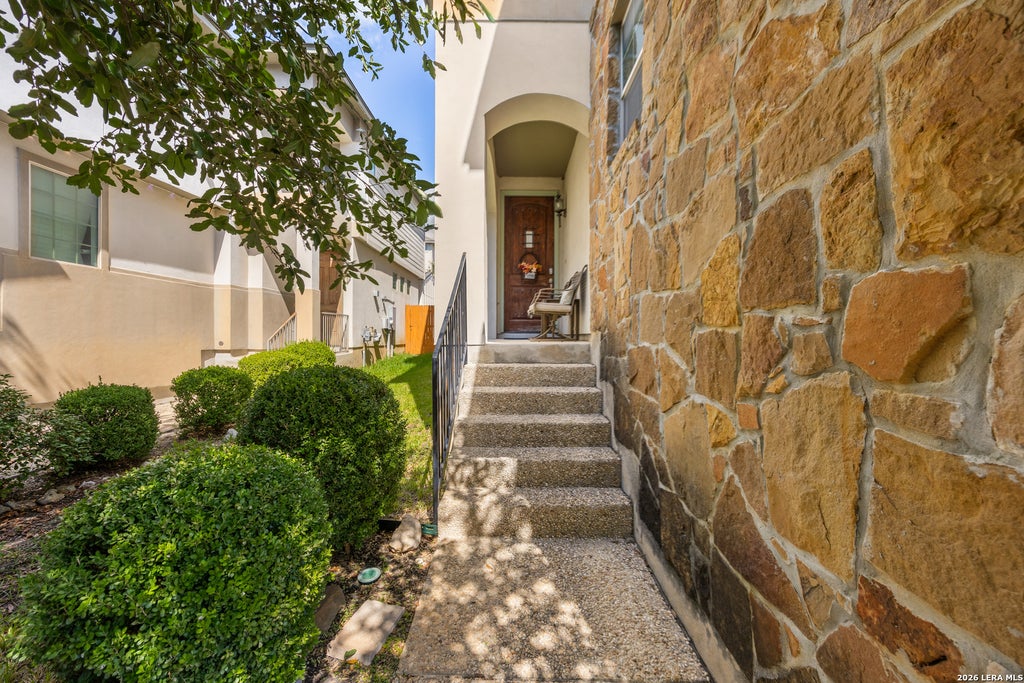 Photo of 1311 CRESSWELL CV, San Antonio, TX 78258 (MLS # 2022661)