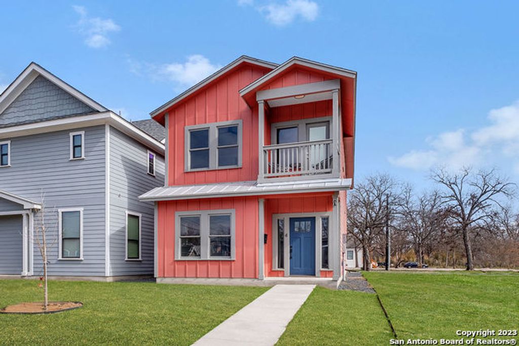 Photo of 1910 E Houston St - BLDG.4, San Antonio, TX 78202 (MLS # 1925544)