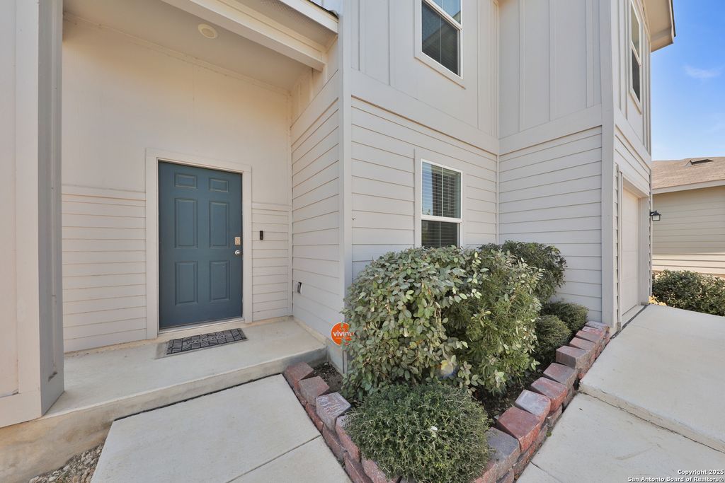 Photo of 15326 Brown Violetear, San Antonio, TX 78253 (MLS # 1920521)