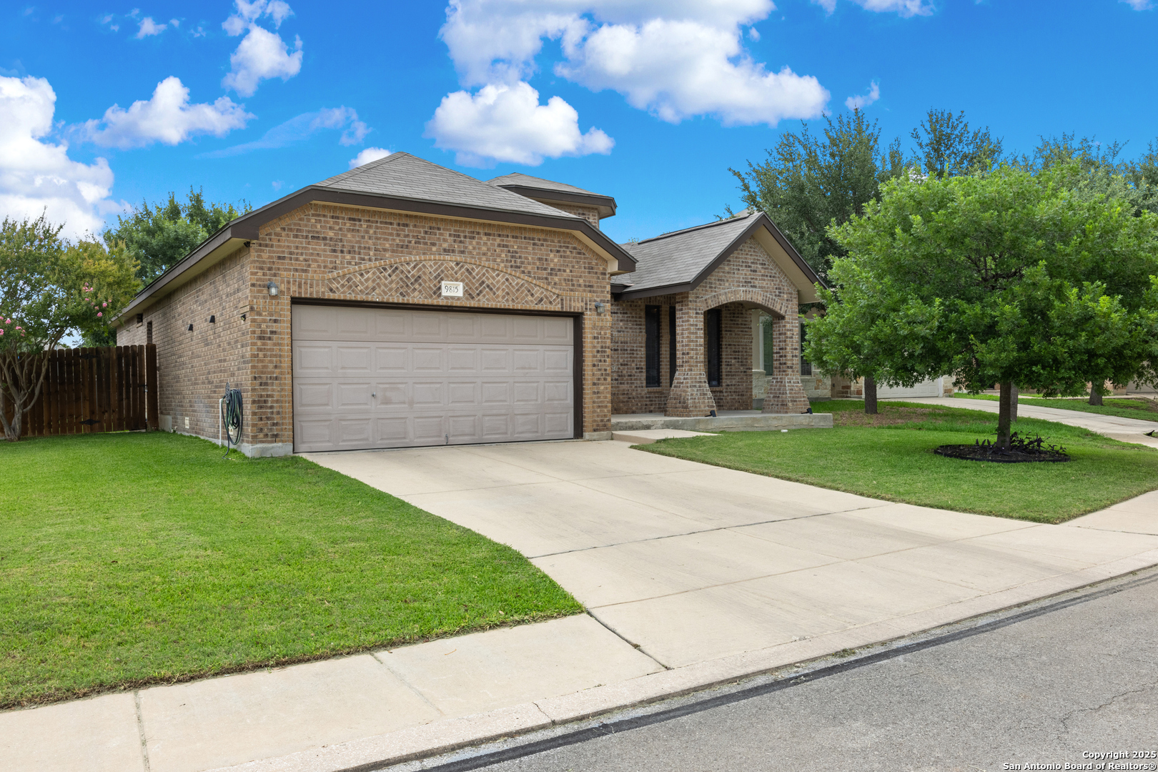 9815 Leubeck Ranch