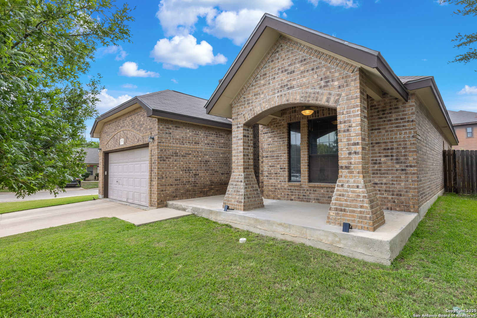 9815 Leubeck Ranch