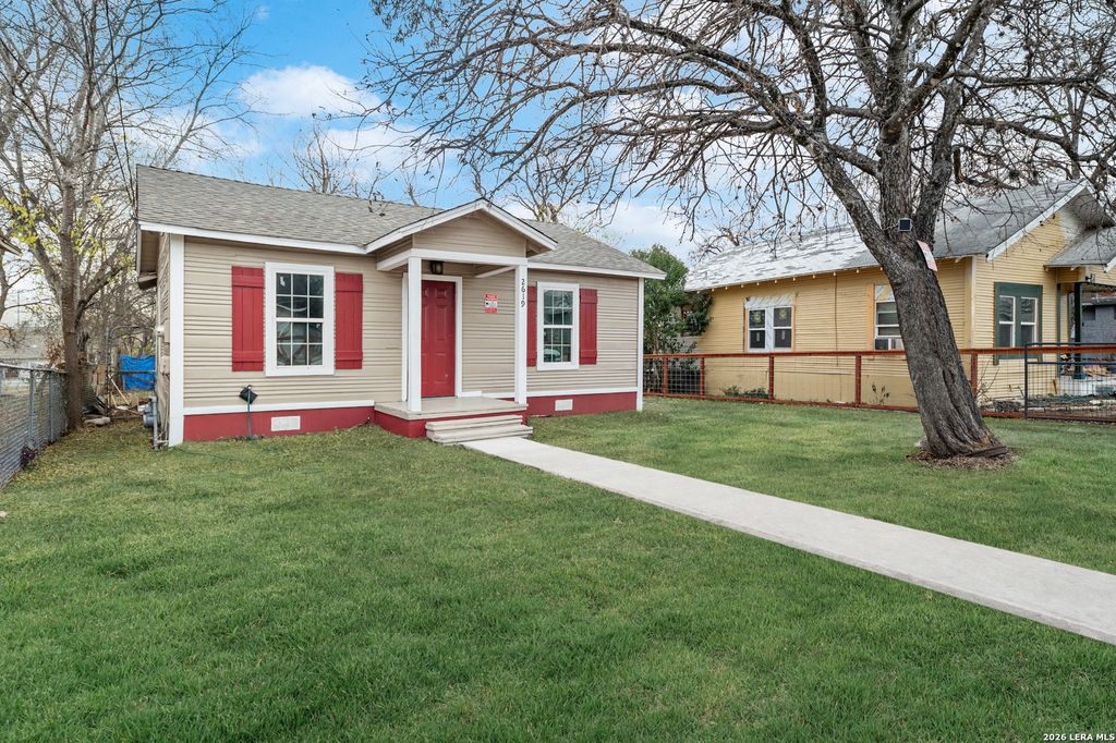 Photo of 2619 E Houston, San Antonio, TX 78202 (MLS # 1940062)
