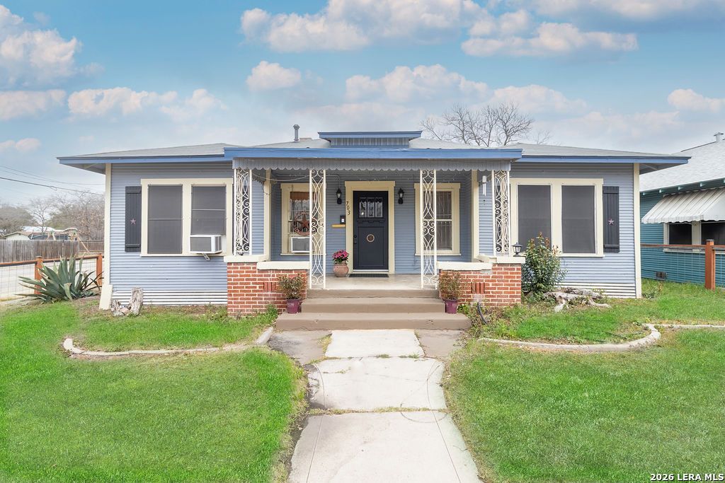 Photo of 703 E Highland, San Antonio, TX 78210 (MLS # 1943151)