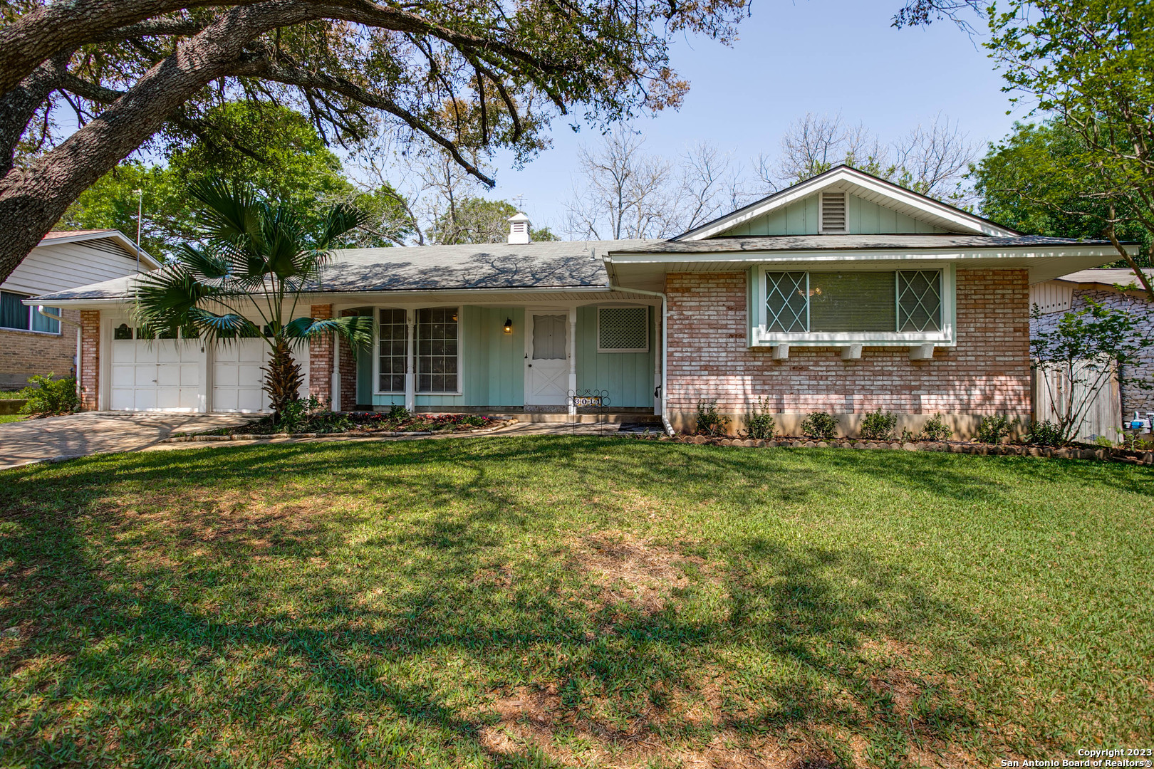 3011 SIR PHILLIP DR