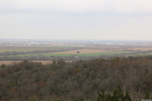 ADDRESS PRIVATE, CASTROVILLE, TX 78009 - Image 4b0673bee483cf2eb410bc89d1e72cd7/4129462433