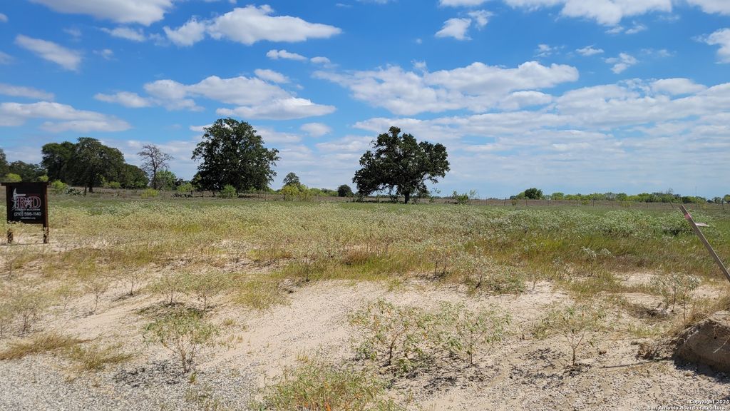 Photo of 130 Firewheel Loop, Floresville, TX 78114 (MLS # 1807701)
