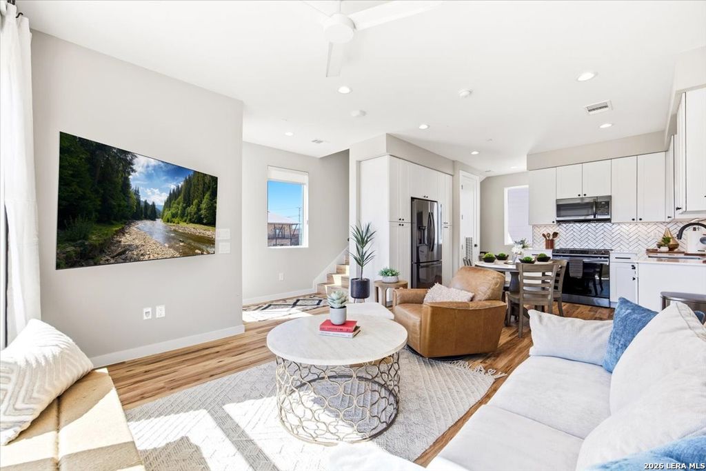 Photo of 1208 N Academy Ave UNIT 2201, New Braunfels, TX 78130 (MLS # 1944716)