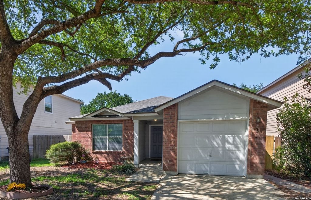 Photo of 374 COPPER MTN, New Braunfels, TX 78130 (MLS # 1967790)