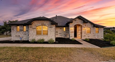 1218 Magnum New Braunfels TX 78132