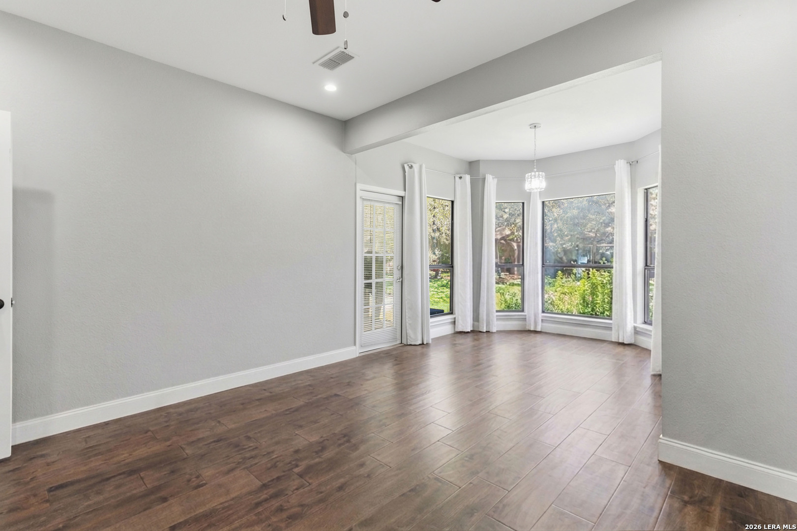 Picture for the property 2002867, 5 beds, 4 baths