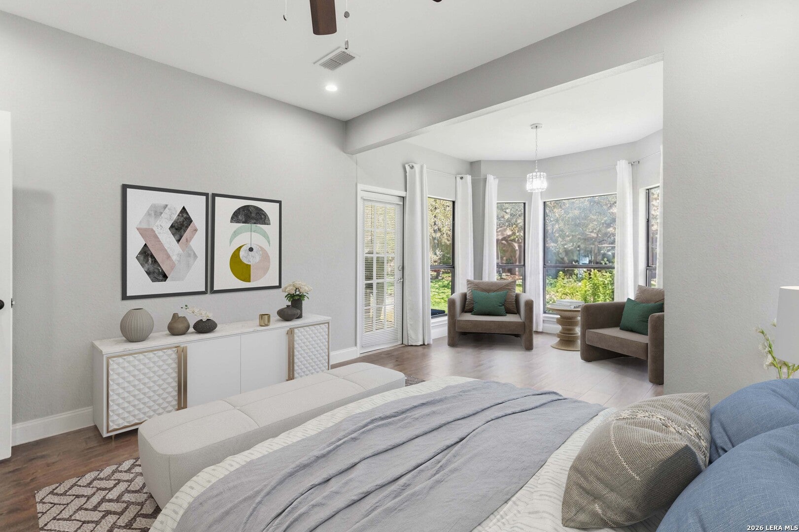 Picture for the property 2002867, 5 beds, 4 baths