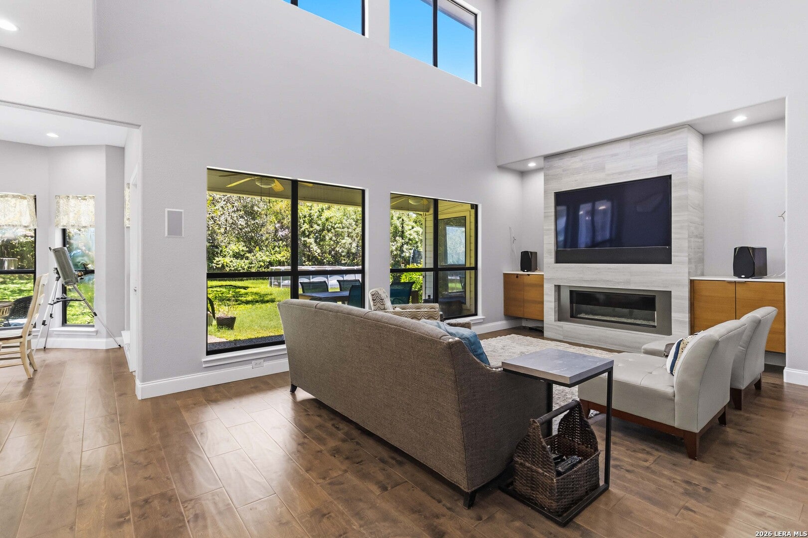 Picture for the property 2002867, 5 beds, 4 baths