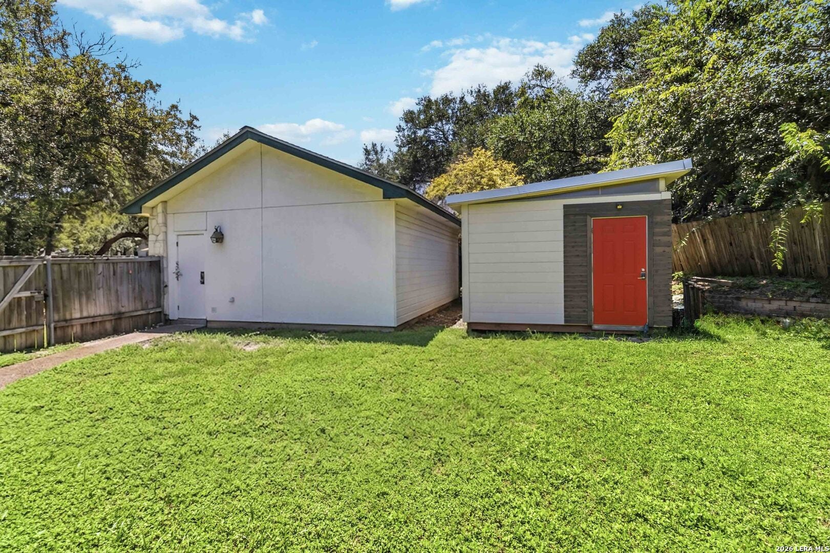 Picture for the property 2002867, 5 beds, 4 baths