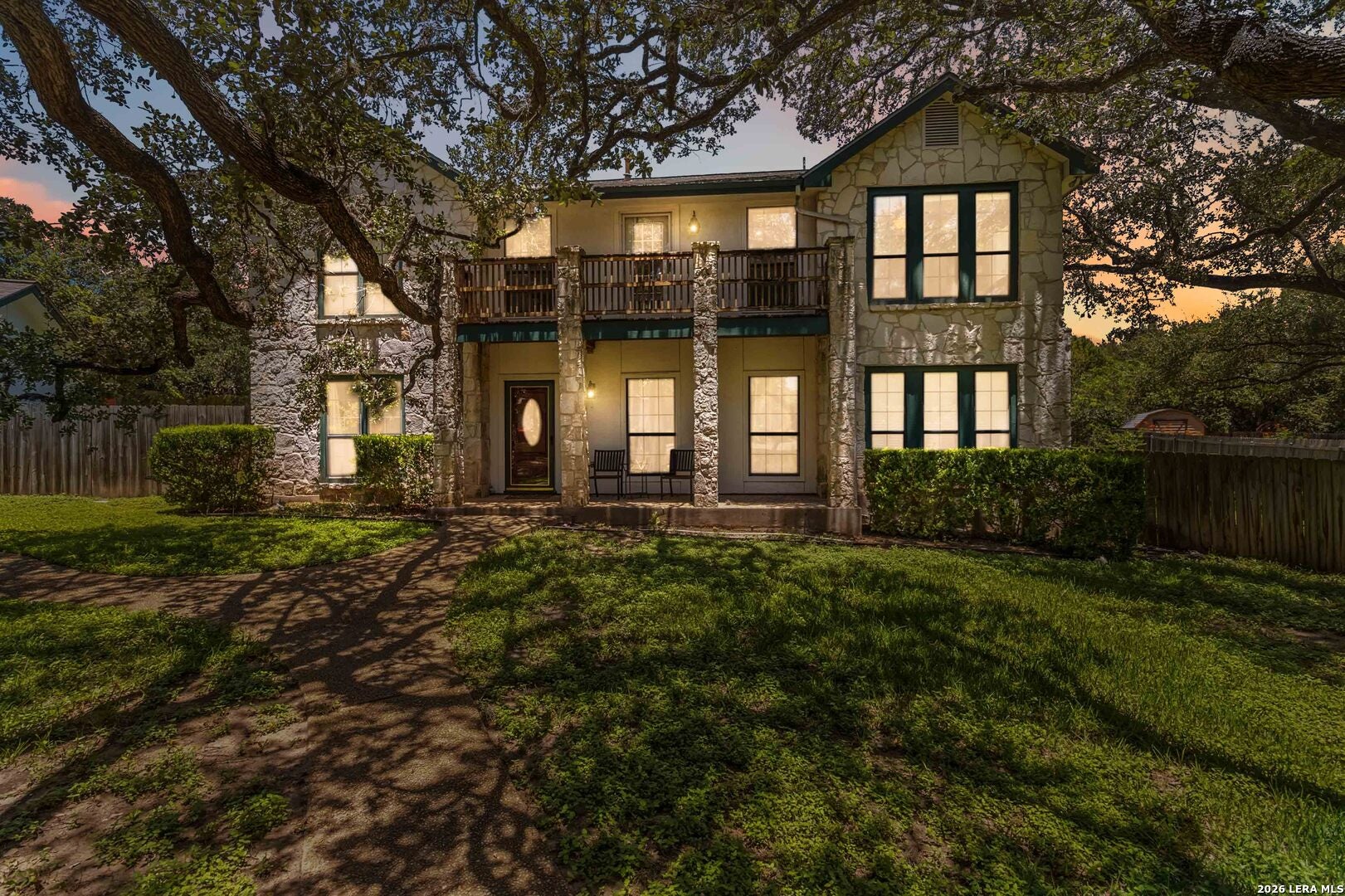 Picture for the property 2002867, 5 beds, 4 baths