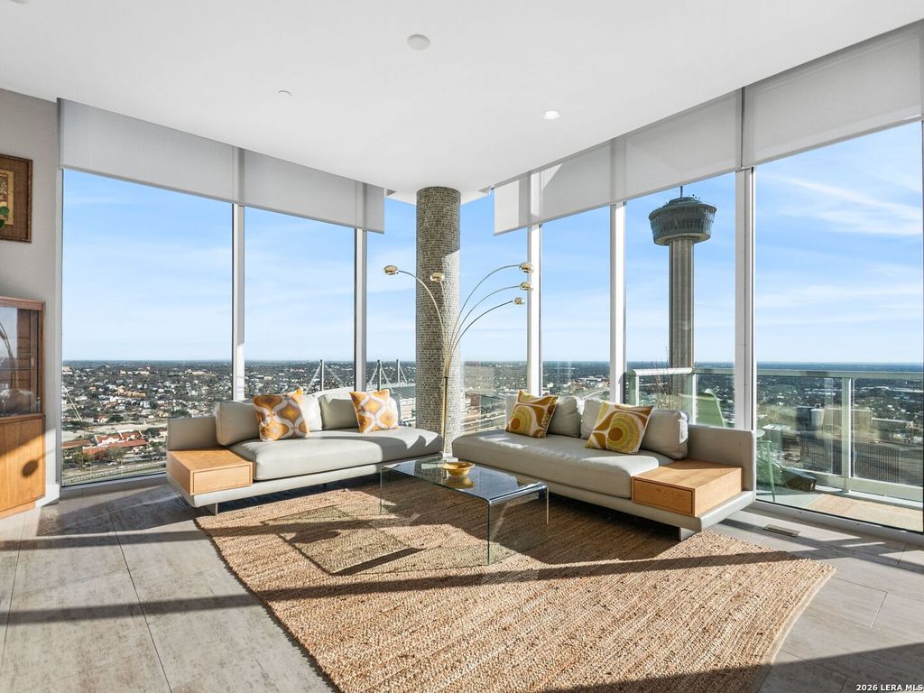 Photo of 610 E Market UNIT 2807, San Antonio, TX 78205 (MLS # 1933861)