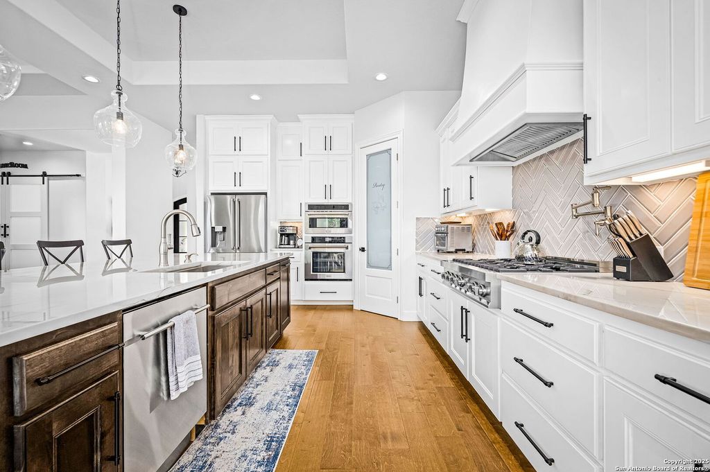 Photo of 1471 Redcloud Peak, Canyon Lake, TX 78133 (MLS # 1884388)