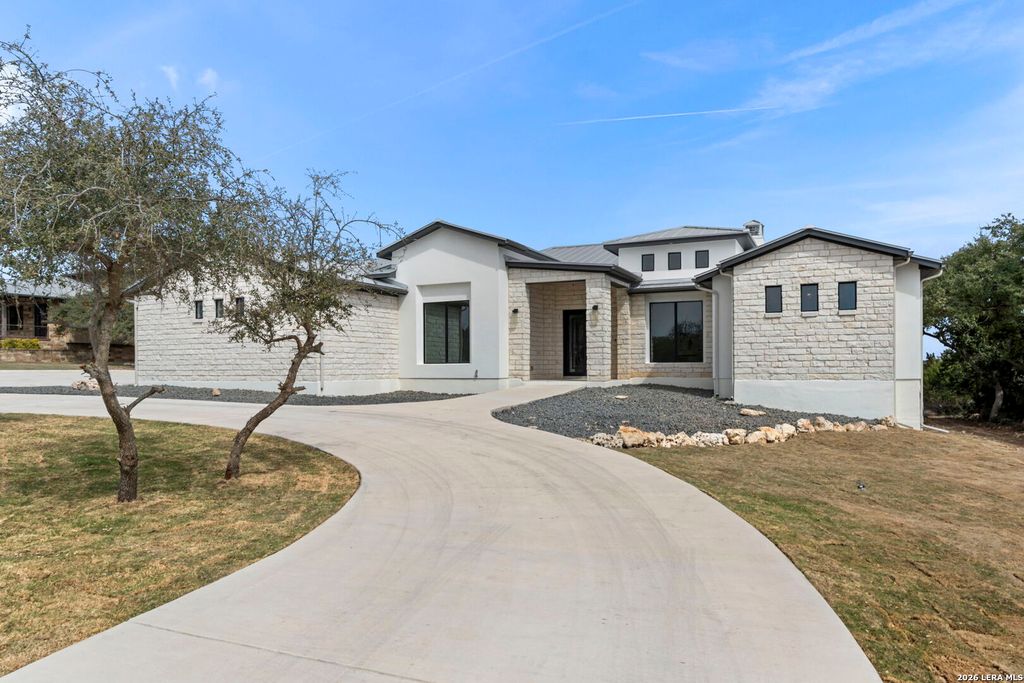 Photo of 2105 Passare, New Braunfels, TX 78132 (MLS # 1944471)