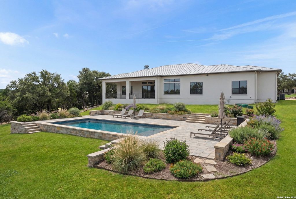 Photo of 2105 Passare, New Braunfels, TX 78132 (MLS # 1944471)