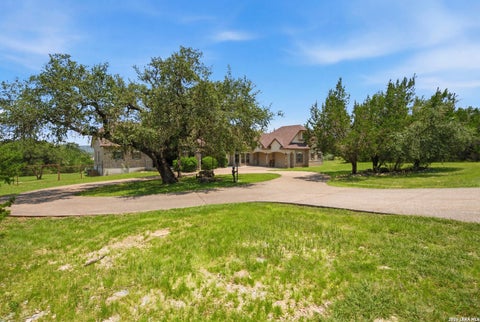 Photo of 30330 SADDLERIDGE DR, Bulverde, TX 78163 (MLS # 1996356)