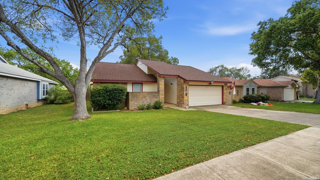 Photo of 1044 Dimrock, Schertz, TX 78154 (MLS # 2024000)