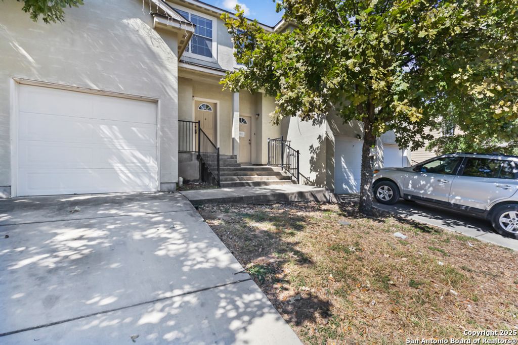 Photo of 5006 Summit Wood 3 #3, San Antonio, TX 78229 (MLS # 1897616)