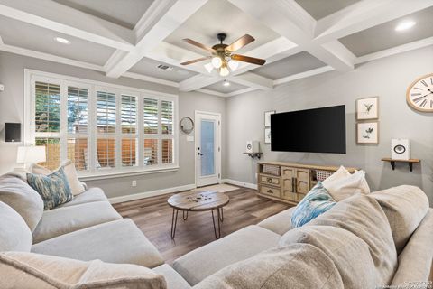 Photo of 213 Derby, Boerne, TX 78006 (MLS # 1916121)