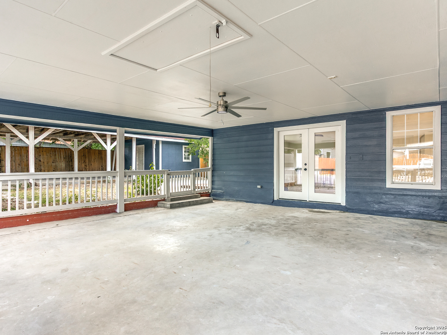 1002 Fulton Ave