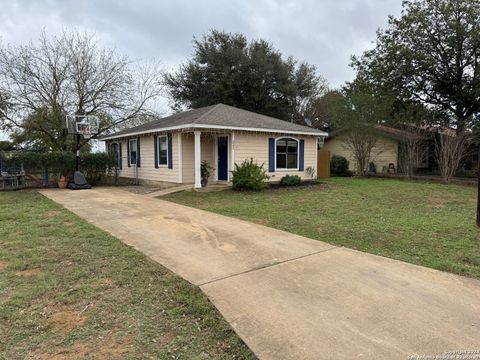 A home in Floresville