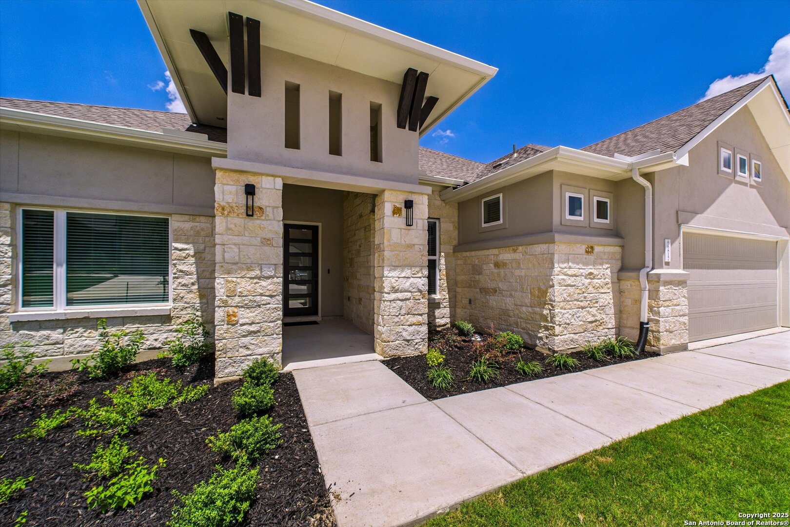 6817 Arbor Falls