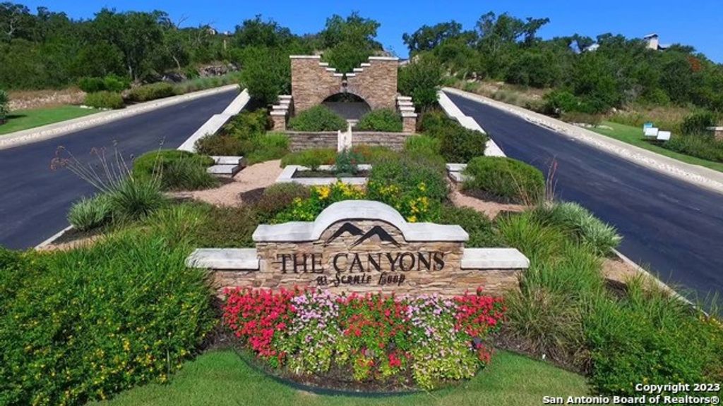 Photo of 10903 Nina Ridge, San Antonio, TX 78255 (MLS # 1697240)