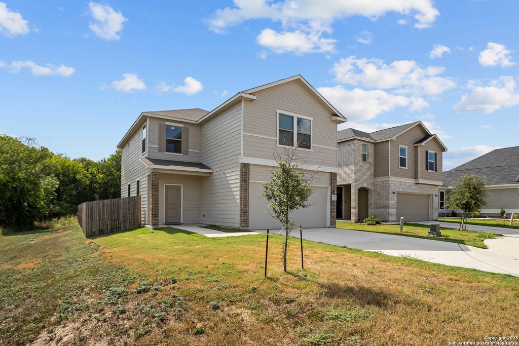 Photo of 1927 Overlook Knoll, San Antonio, TX 78245 (MLS # 1937181)