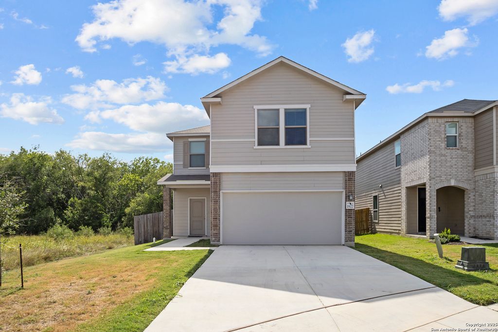 Photo of 1927 Overlook Knoll, San Antonio, TX 78245 (MLS # 1937181)