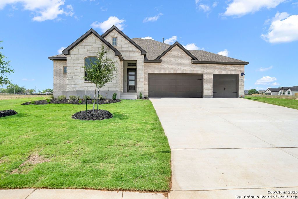 Photo of 5709 Provo Pl, San Antonio, TX 78263 (MLS # 1838553)