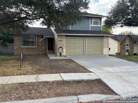 13815 CANE DR San Antonio TX 78233