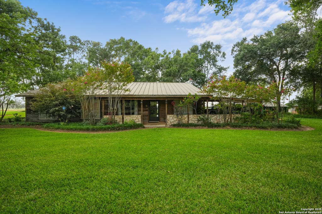 Photo of 4555 S Ogden, Poteet, TX 78065 (MLS # 1891420)