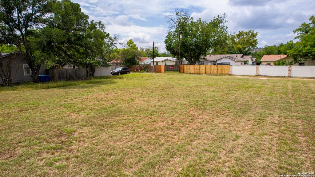 Photo of 519 Lucille, Kerrville, TX 78028 (MLS # 1898328)