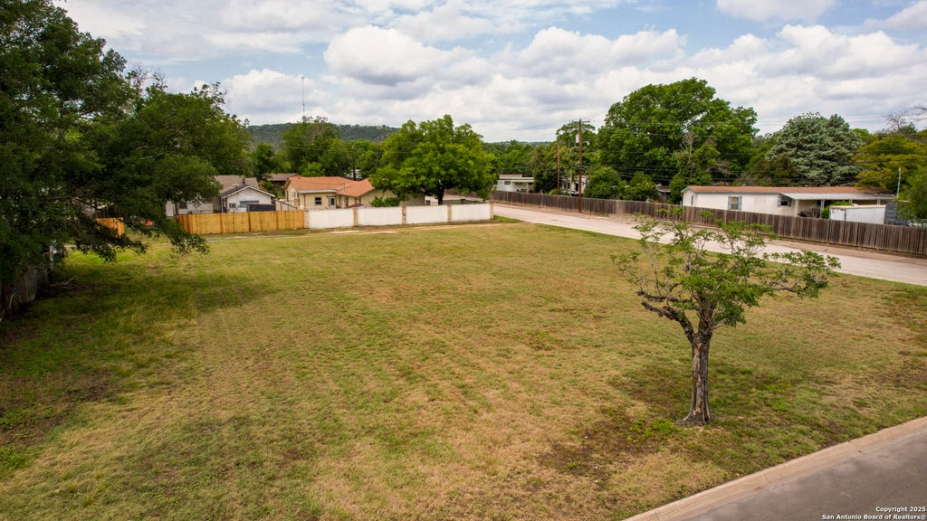 Photo of 519 Lucille, Kerrville, TX 78028 (MLS # 1898328)
