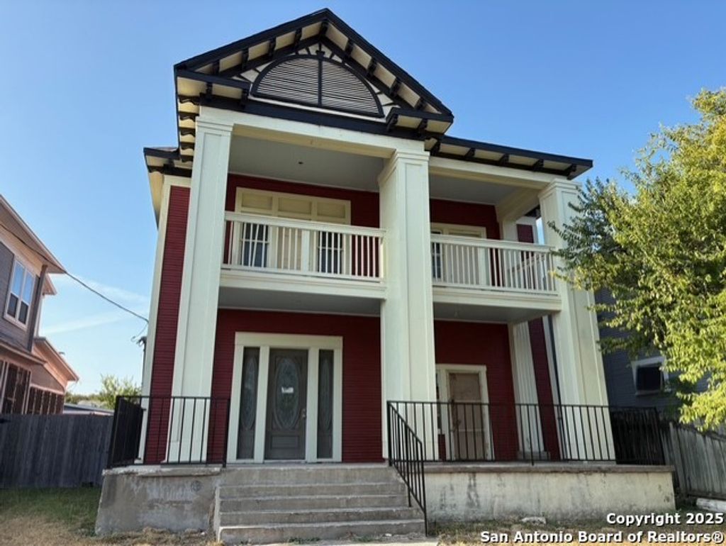Photo of 717 E Euclid, San Antonio, TX 78212 (MLS # 1931518)