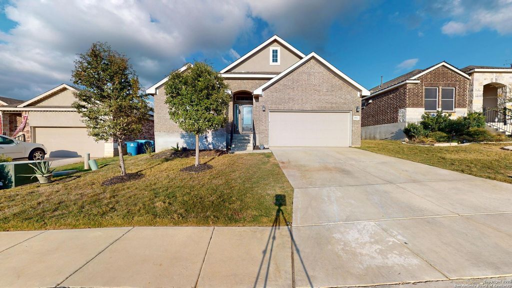 Photo of 5911 Akin Glen, San Antonio, TX 78261 (MLS # 1930151)