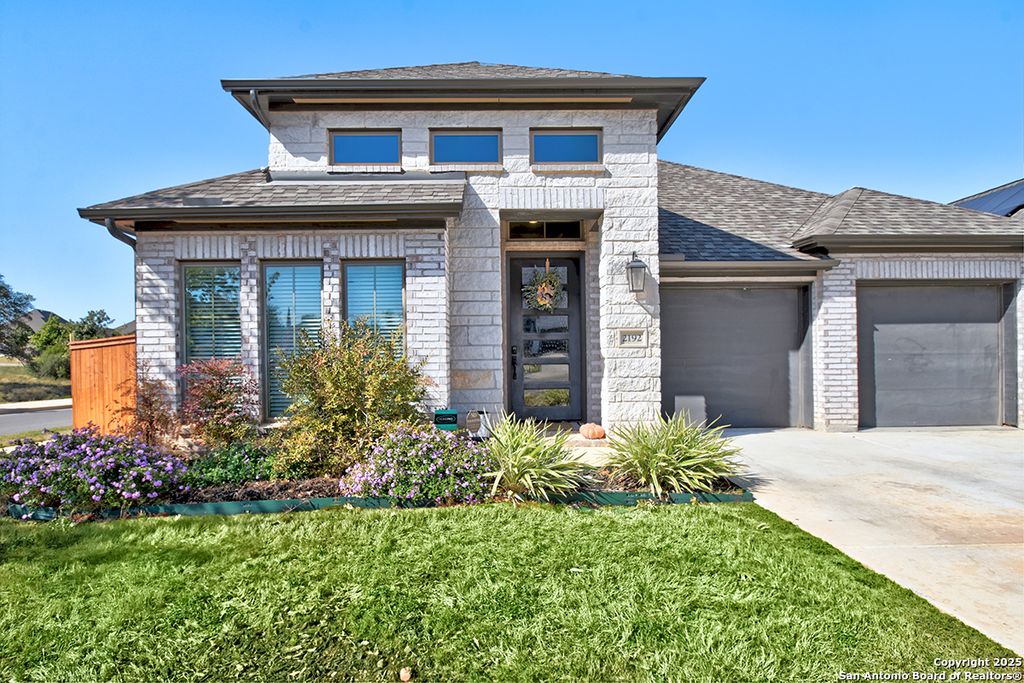 Photo of 2192 August, New Braunfels, TX 78132 (MLS # 1923112)