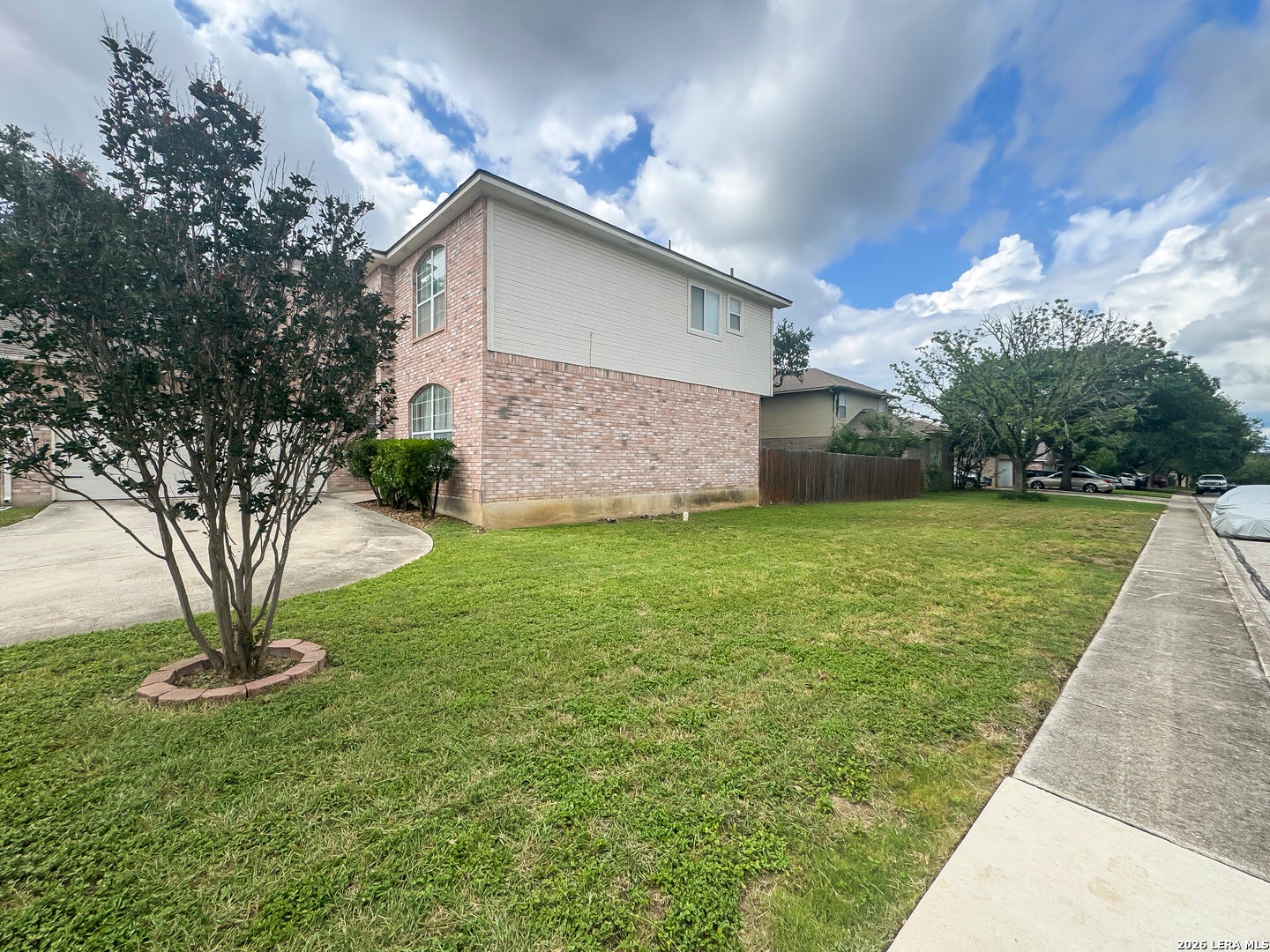 21122 SIMI VALLEY DR