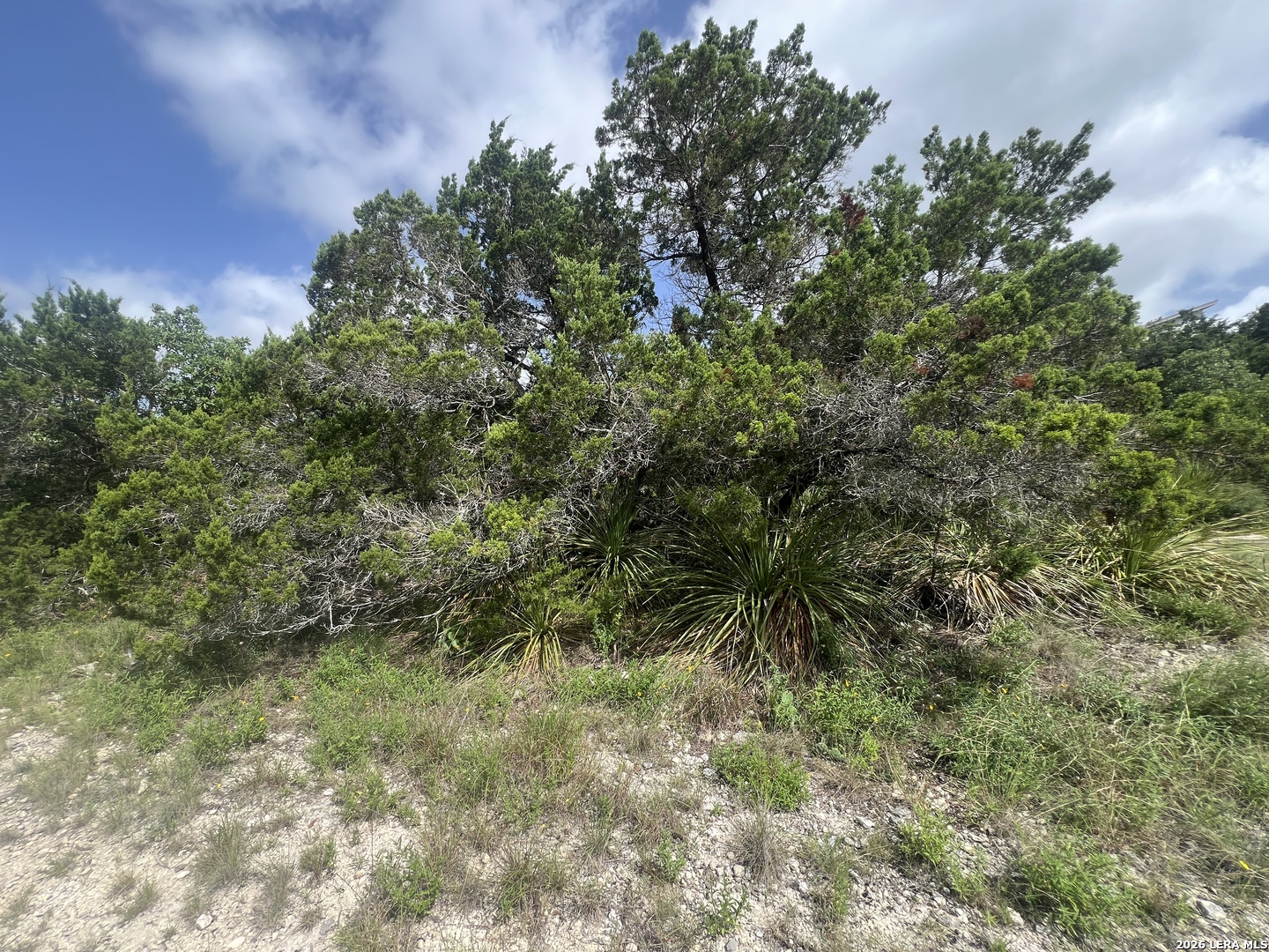 Photo 1 of 8 — 268 SCENIC HILLS DR, Canyon Lake, TX 78133